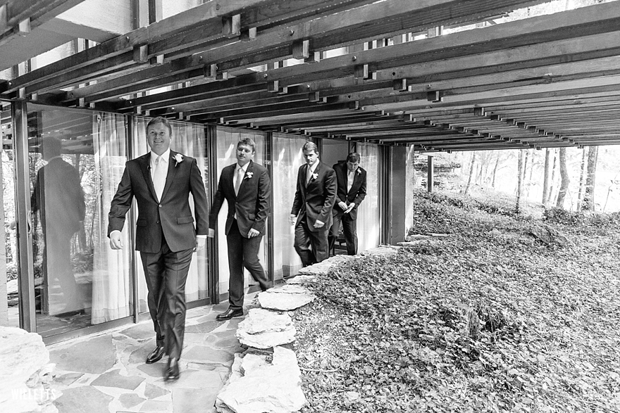 theWILLETTS_THORNCROWN_CHAPEL_WEDDING_033