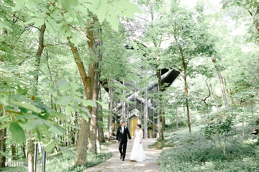 theWILLETTS_THORNCROWN_CHAPEL_WEDDING_042